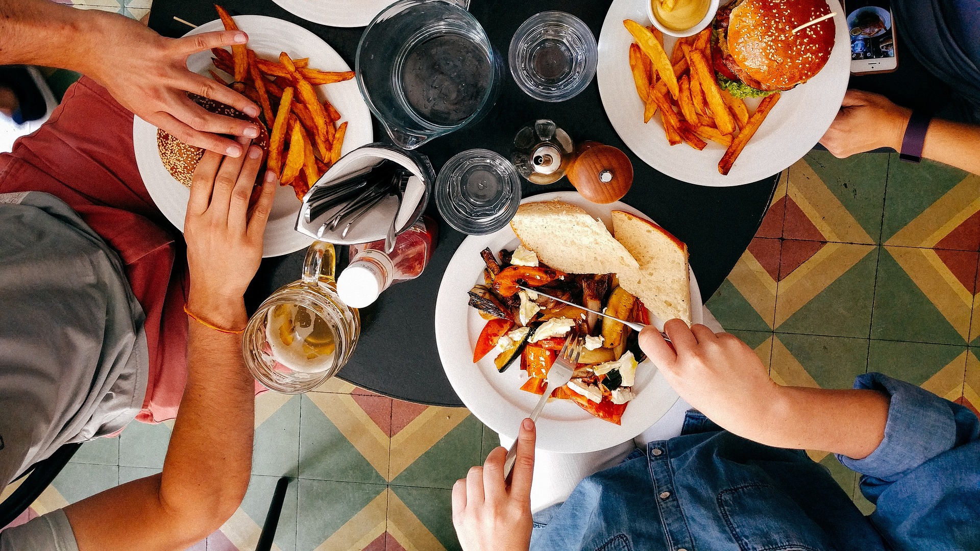 Frauen und ihre Ernährung im Lauf des Lebens